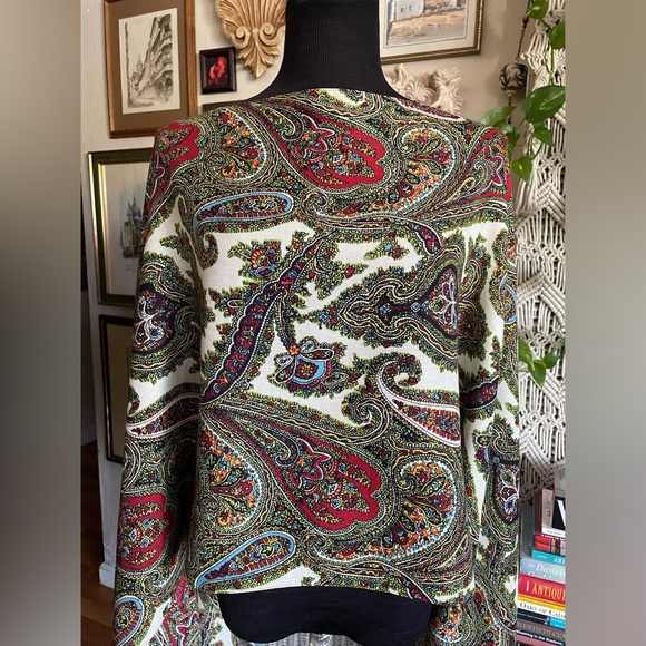 Thin wool paisley wrap - Picture 6 of 11